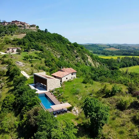 Hébergement de vacances Torre Storica Con Piscina Sul Monte Peglia Poggio Aquilone